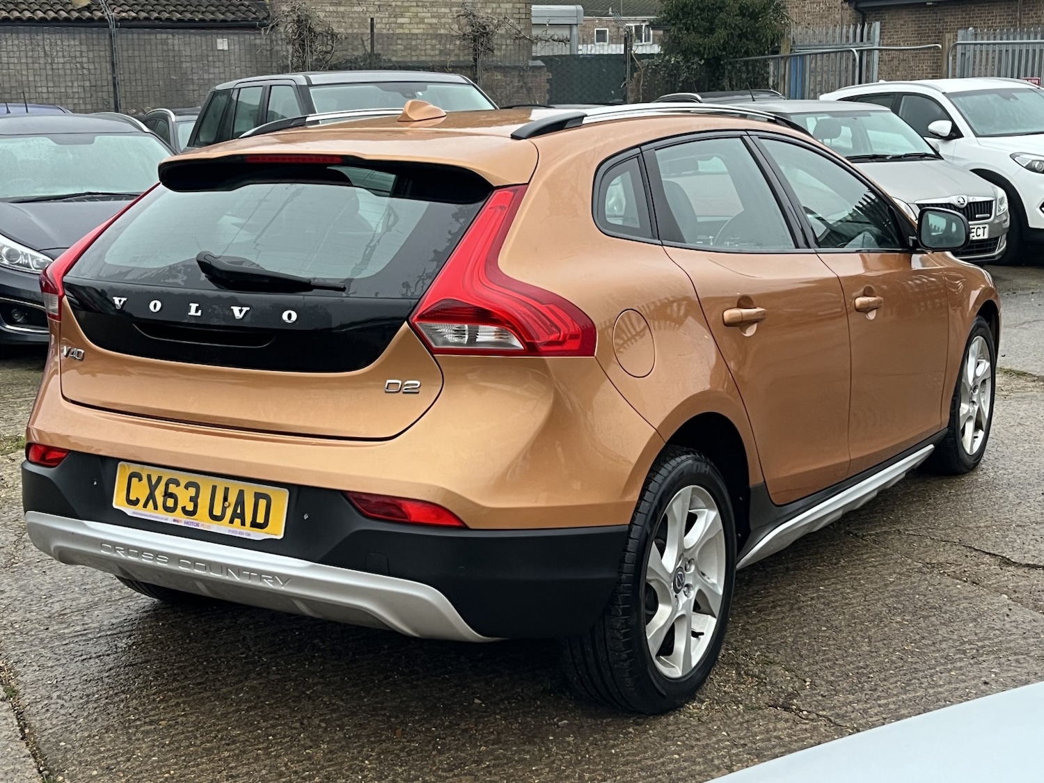 Used Volvo V40 2013 for sale - 77148185: Photo 4