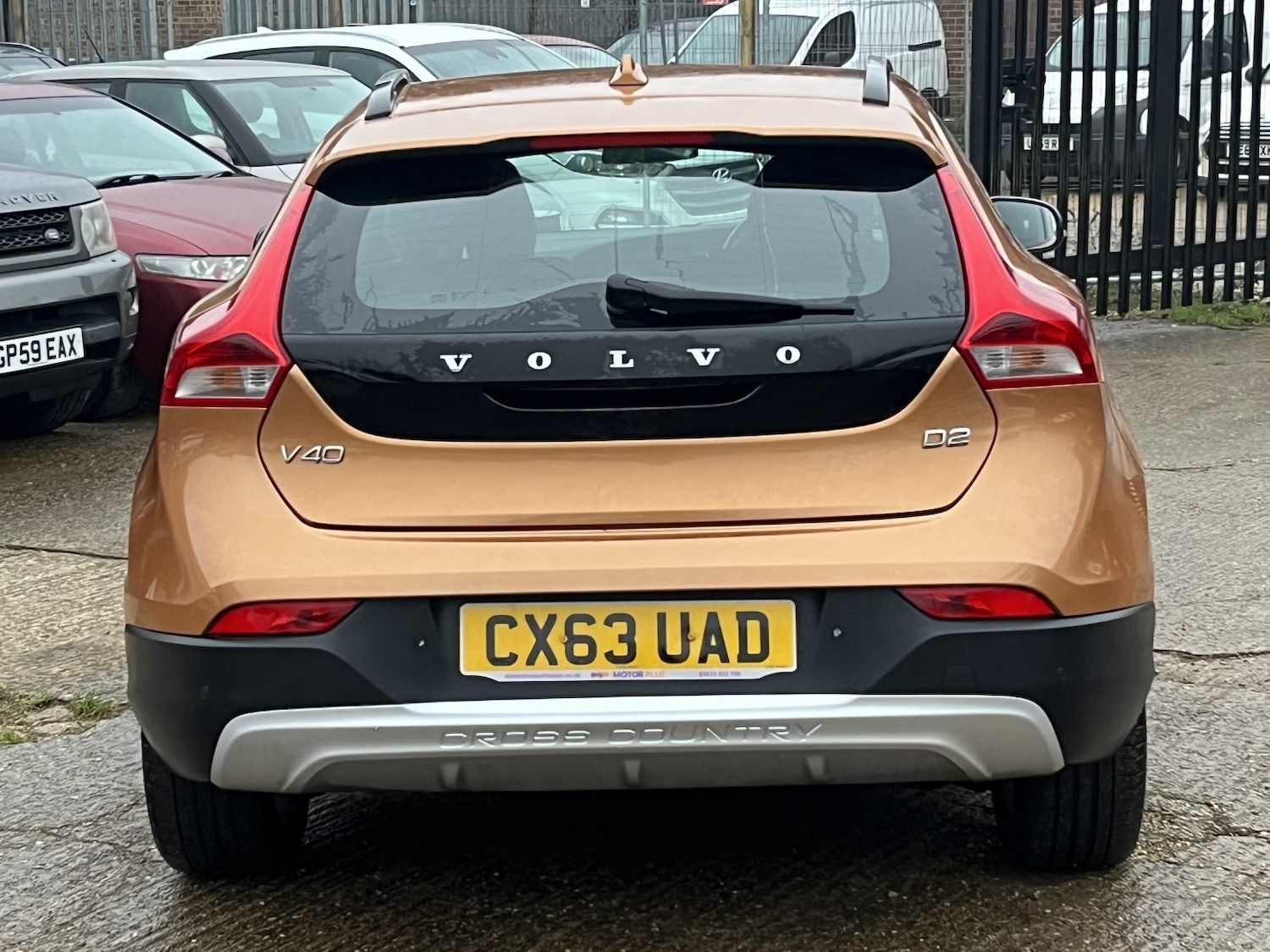 Used Volvo V40 2013 for sale - 77148185: Photo 6