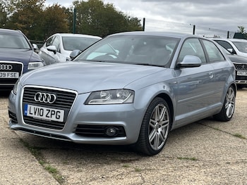 Used Audi A3 2010 for sale - 76198306: Photo 2