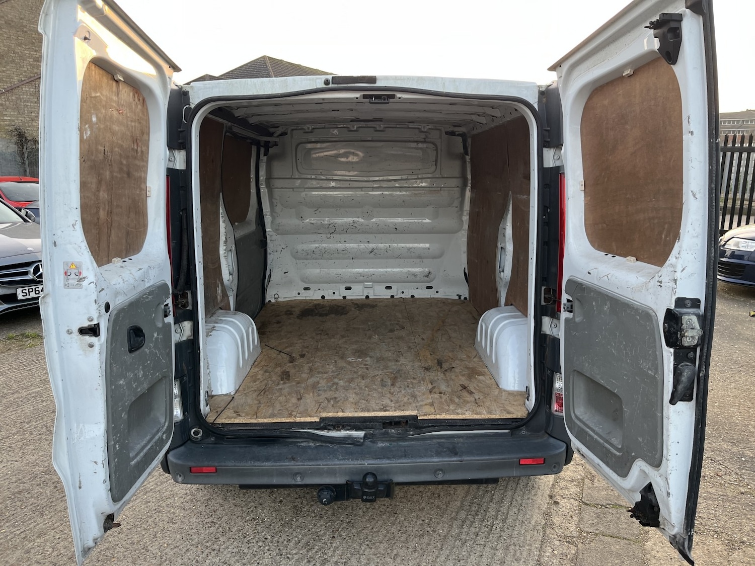 Used Vauxhall Vivaro 2014 for sale - 77961975: Photo 16