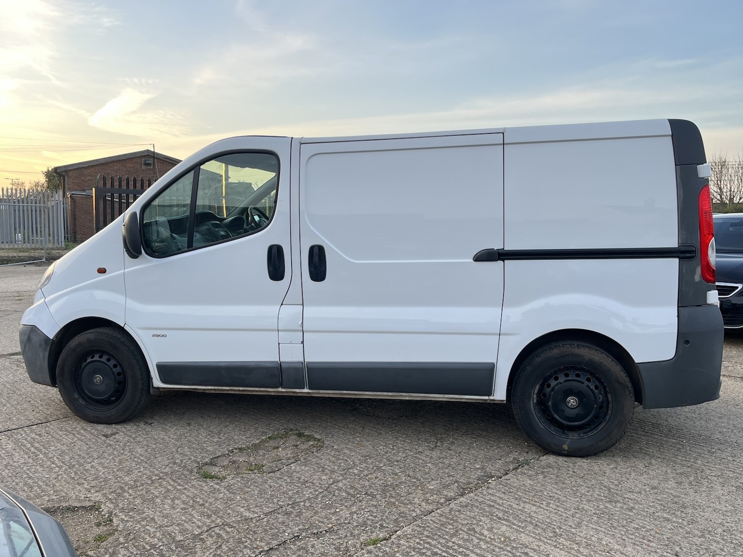 Used Vauxhall Vivaro 2014 for sale - 77961975: Photo 7