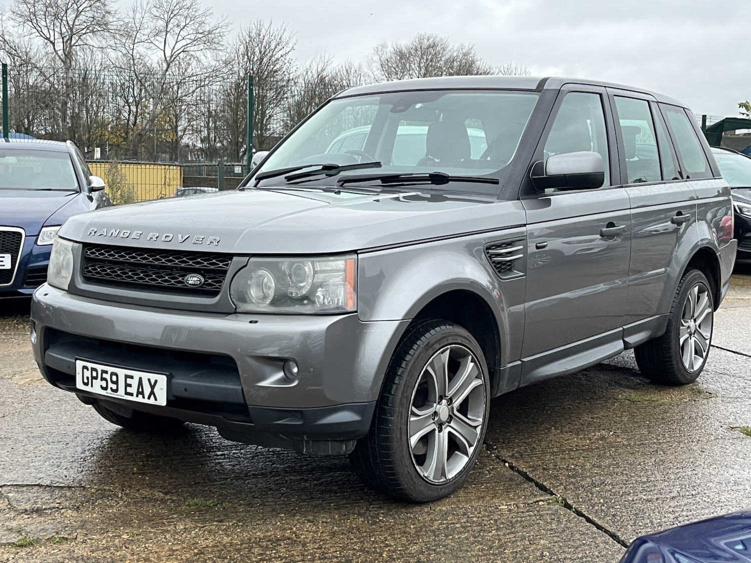 Used Land Rover Range Rover Sport 2010 for sale - 76791560: Photo 2