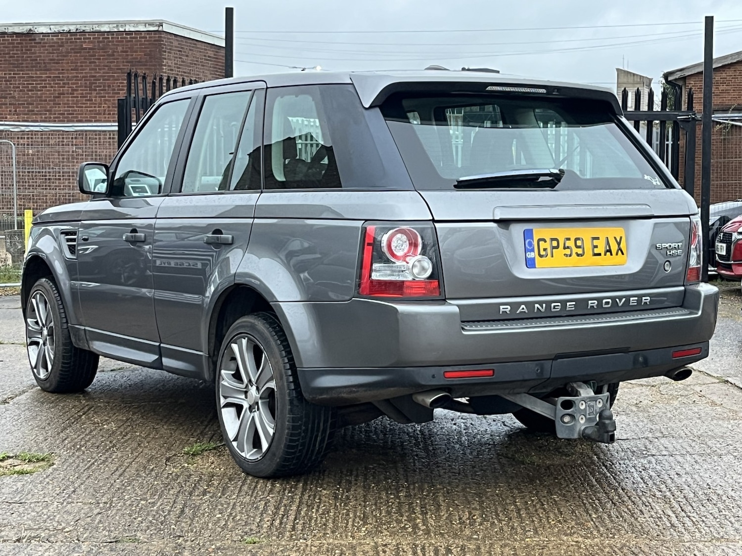 Used Land Rover Range Rover Sport 2010 for sale - 76791560: Photo 4