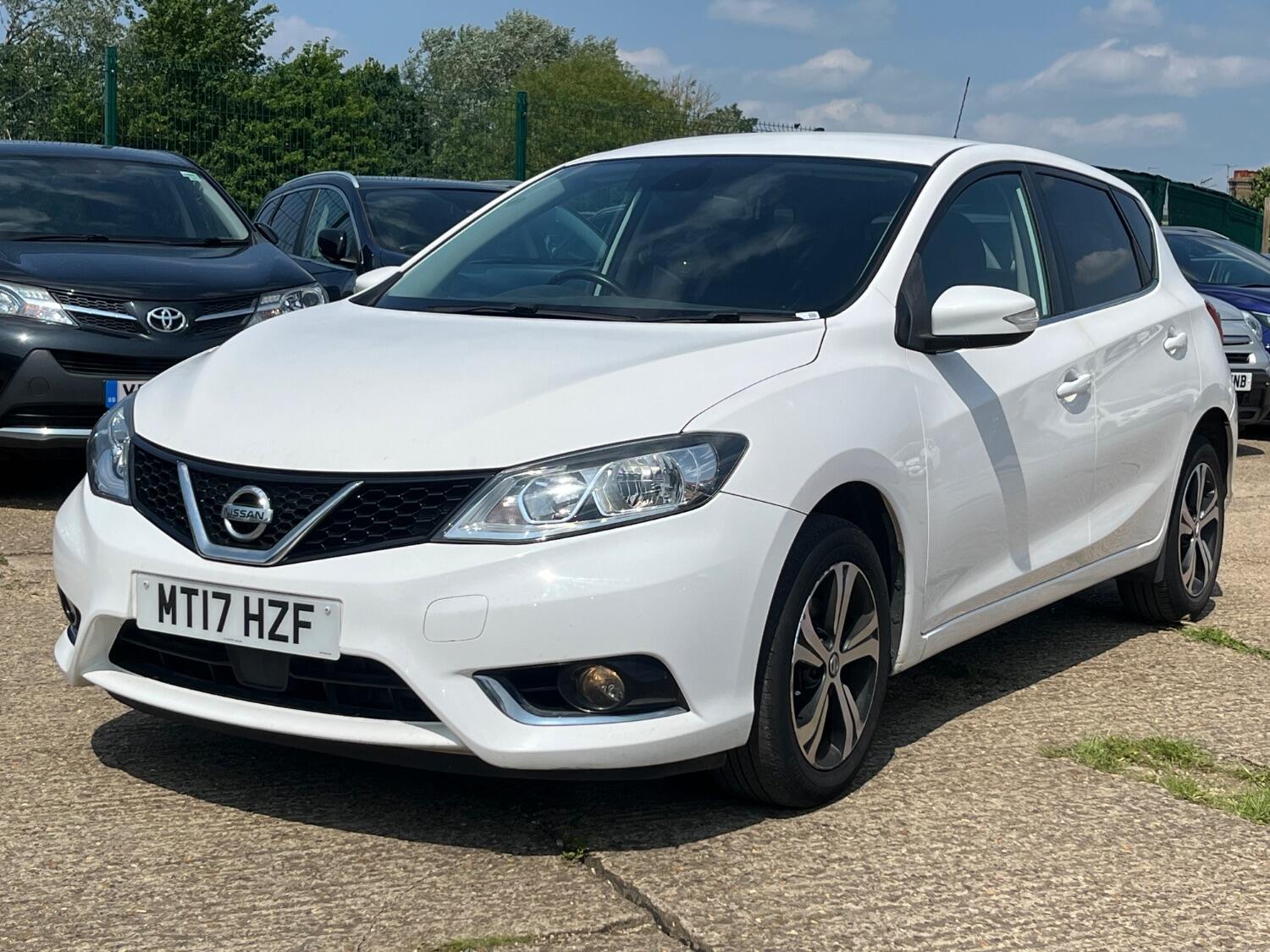 Used Nissan Pulsar 2017 for sale - 76794648: Photo 2