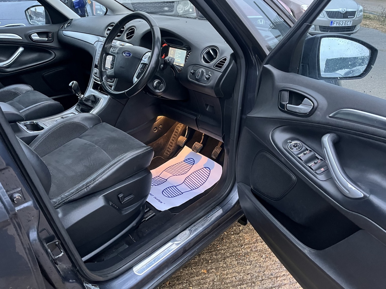 Used Ford S-Max 2009 for sale - 77167779: Photo 14