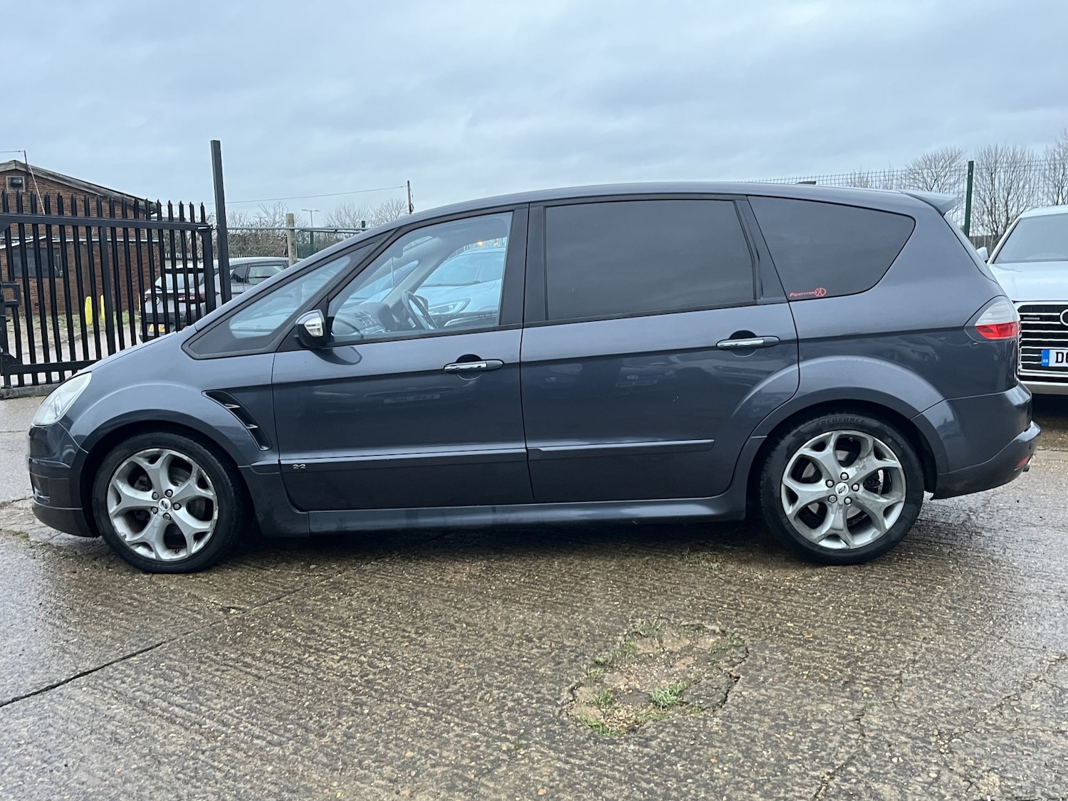 Used Ford S-Max 2009 for sale - 77167779: Photo 6