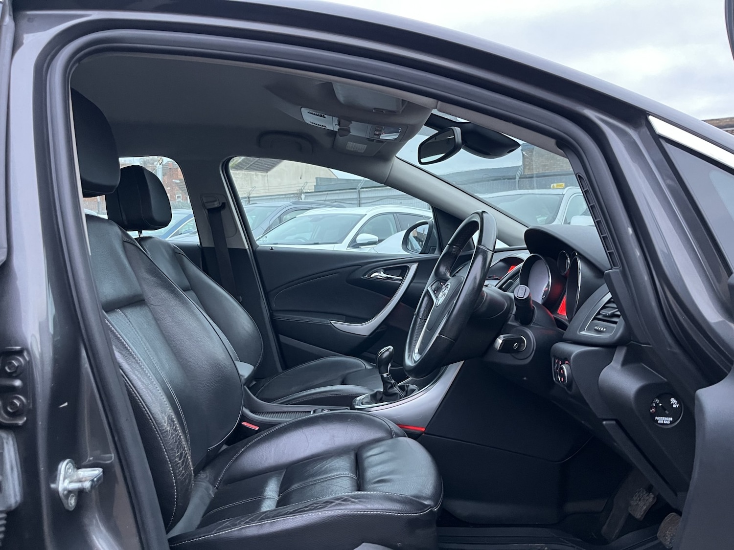 Used Vauxhall Astra 2011 for sale - 76571217: Photo 10