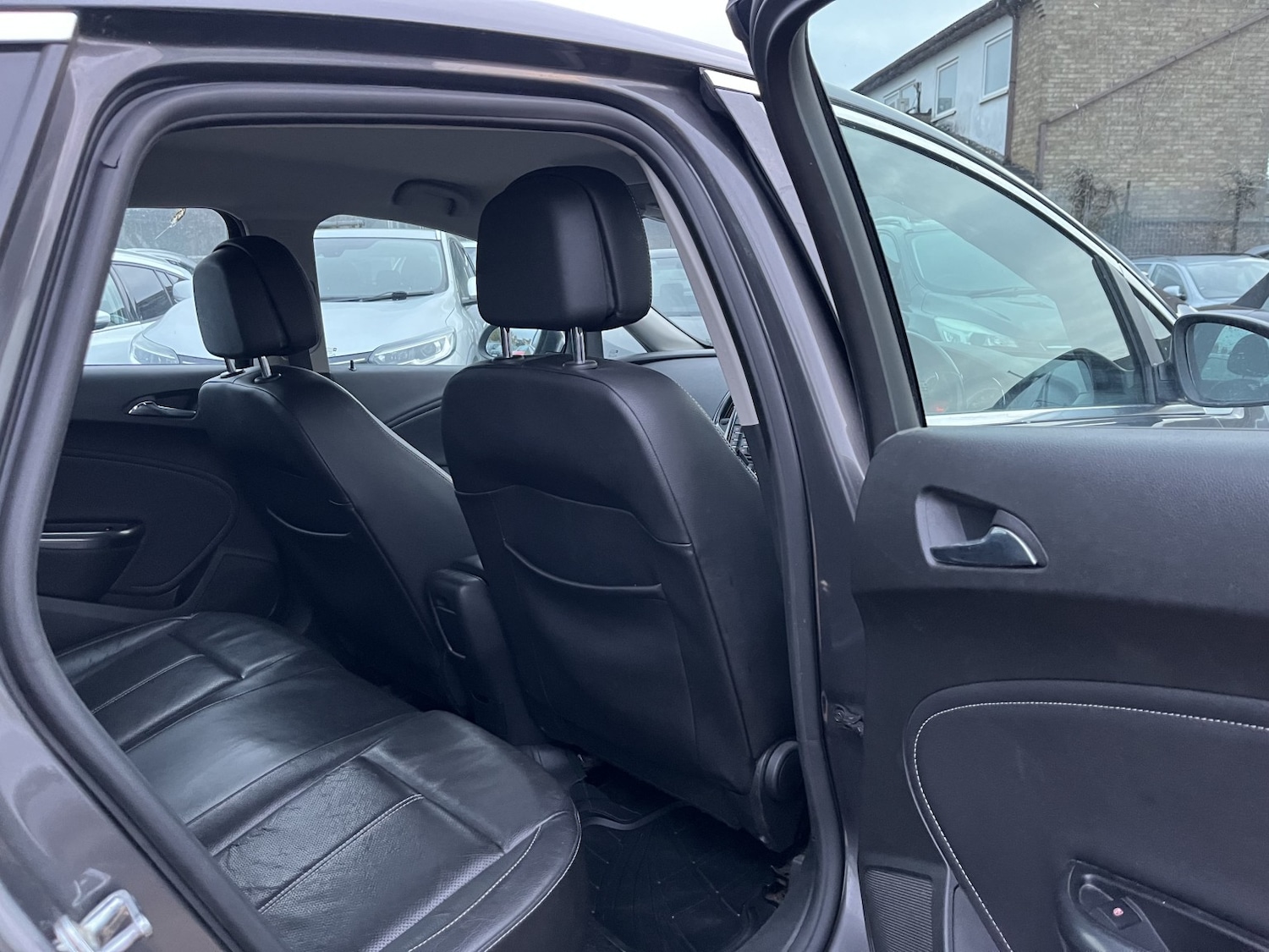 Used Vauxhall Astra 2011 for sale - 76571217: Photo 19