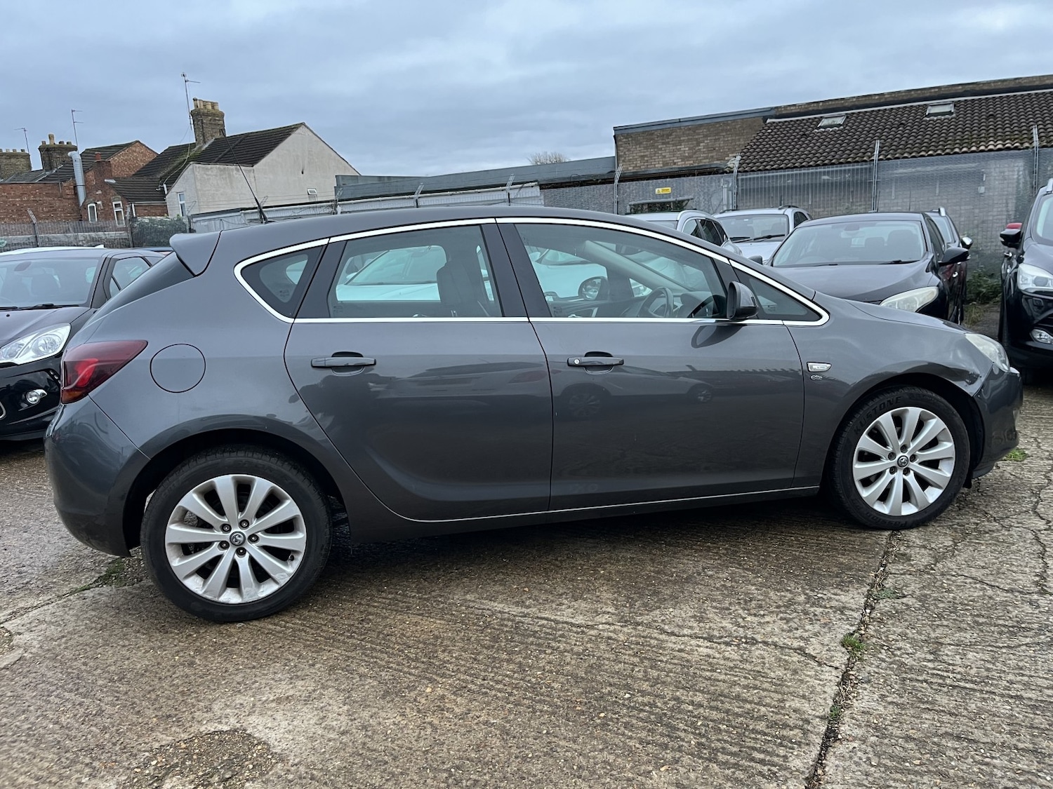 Used Vauxhall Astra 2011 for sale - 76571217: Photo 6
