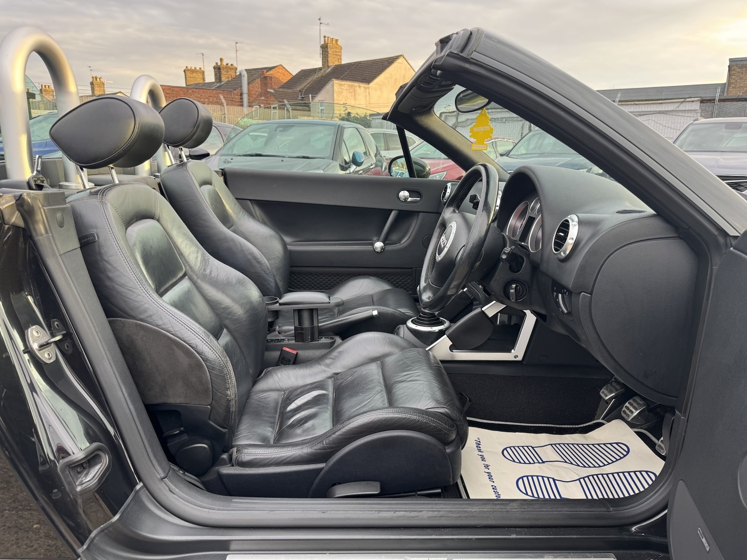 Used Audi TT 2002 for sale - 76799307: Photo 9