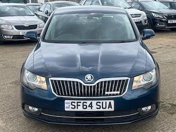 Used Skoda Superb 2014 for sale - 76794656: Photo