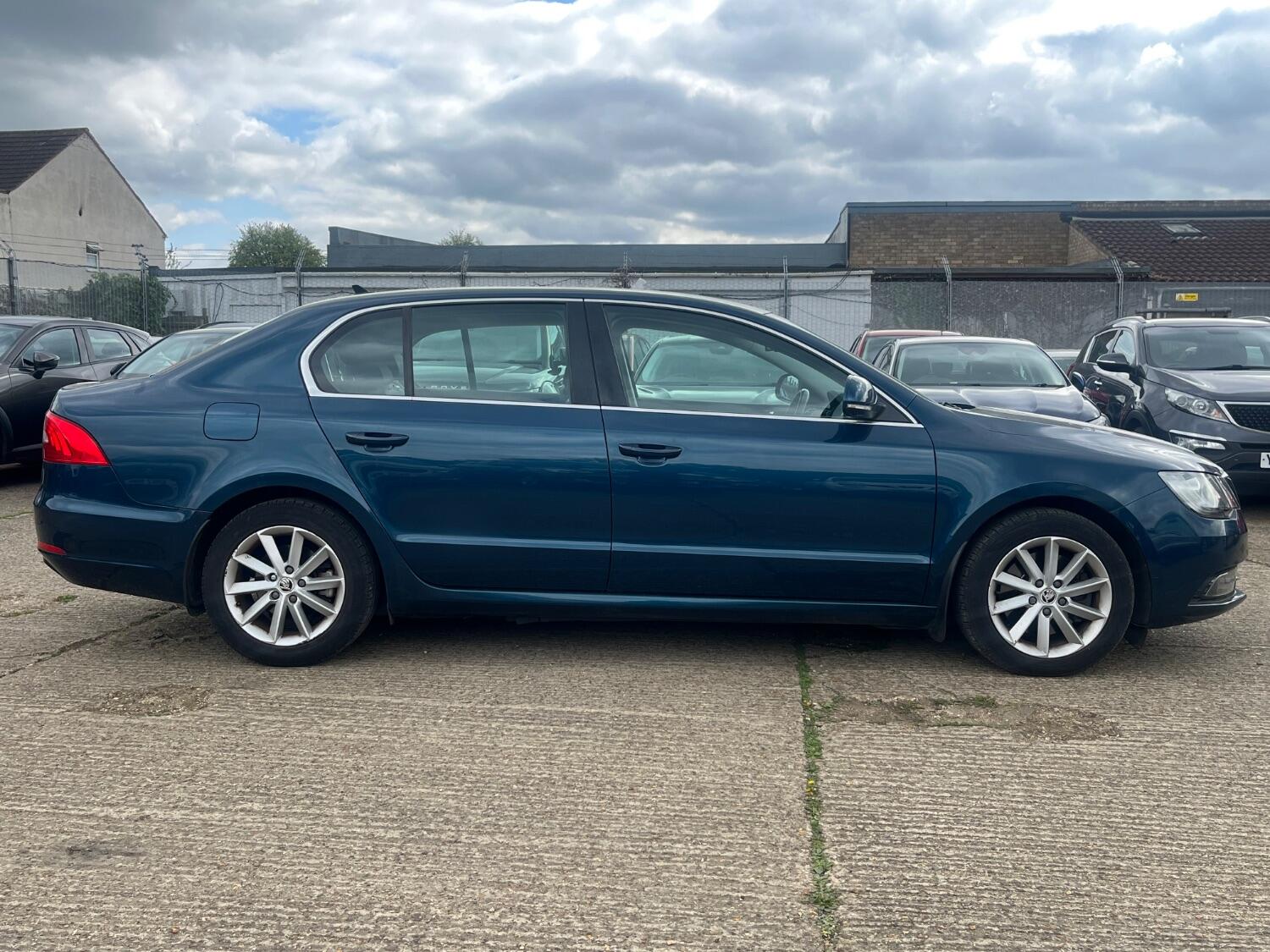 Used Skoda Superb 2014 for sale - 76794656: Photo 5