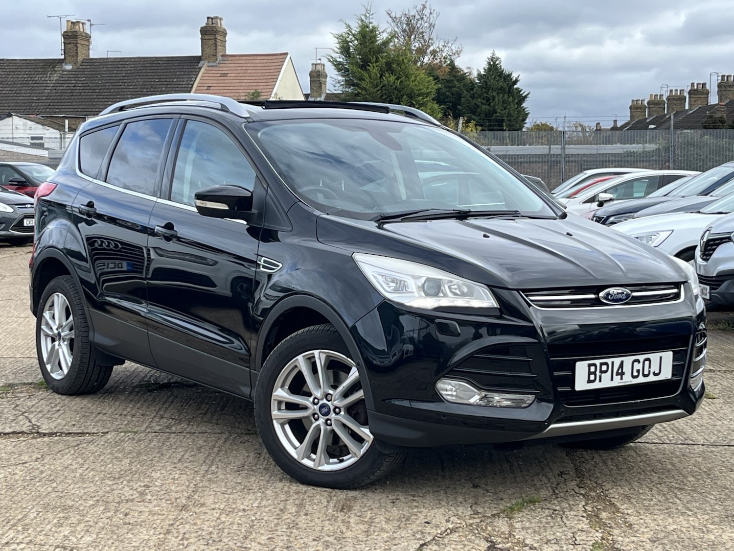 Used Ford Kuga 2014 for sale - 76455524: Photo 1