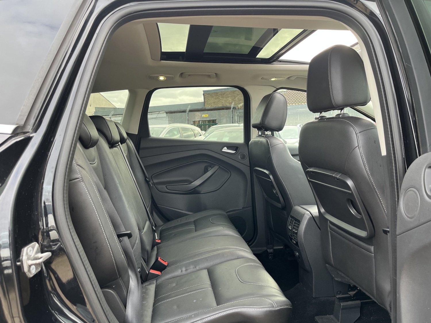 Used Ford Kuga 2014 for sale - 76455524: Photo 24