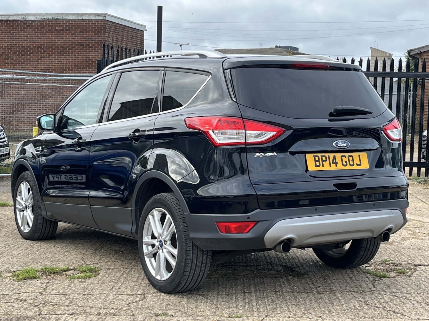 Used Ford Kuga 2014 for sale - 76455524: Photo 4