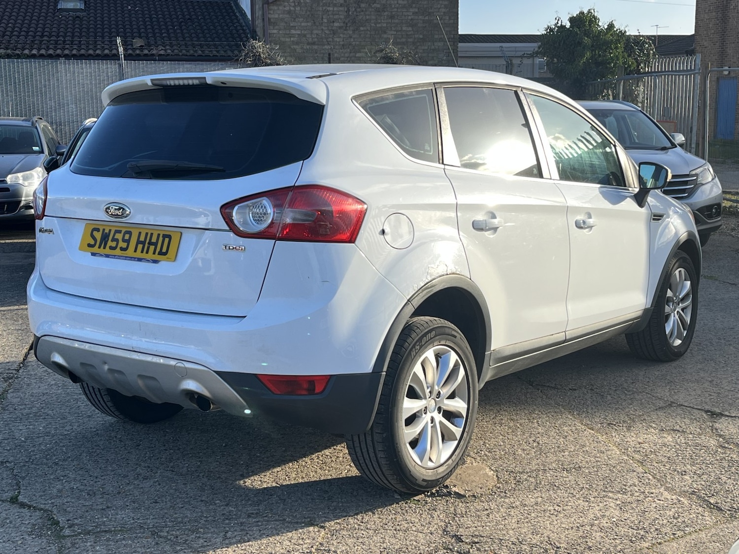 Used Ford Kuga 2010 for sale - 78064160: Photo 3