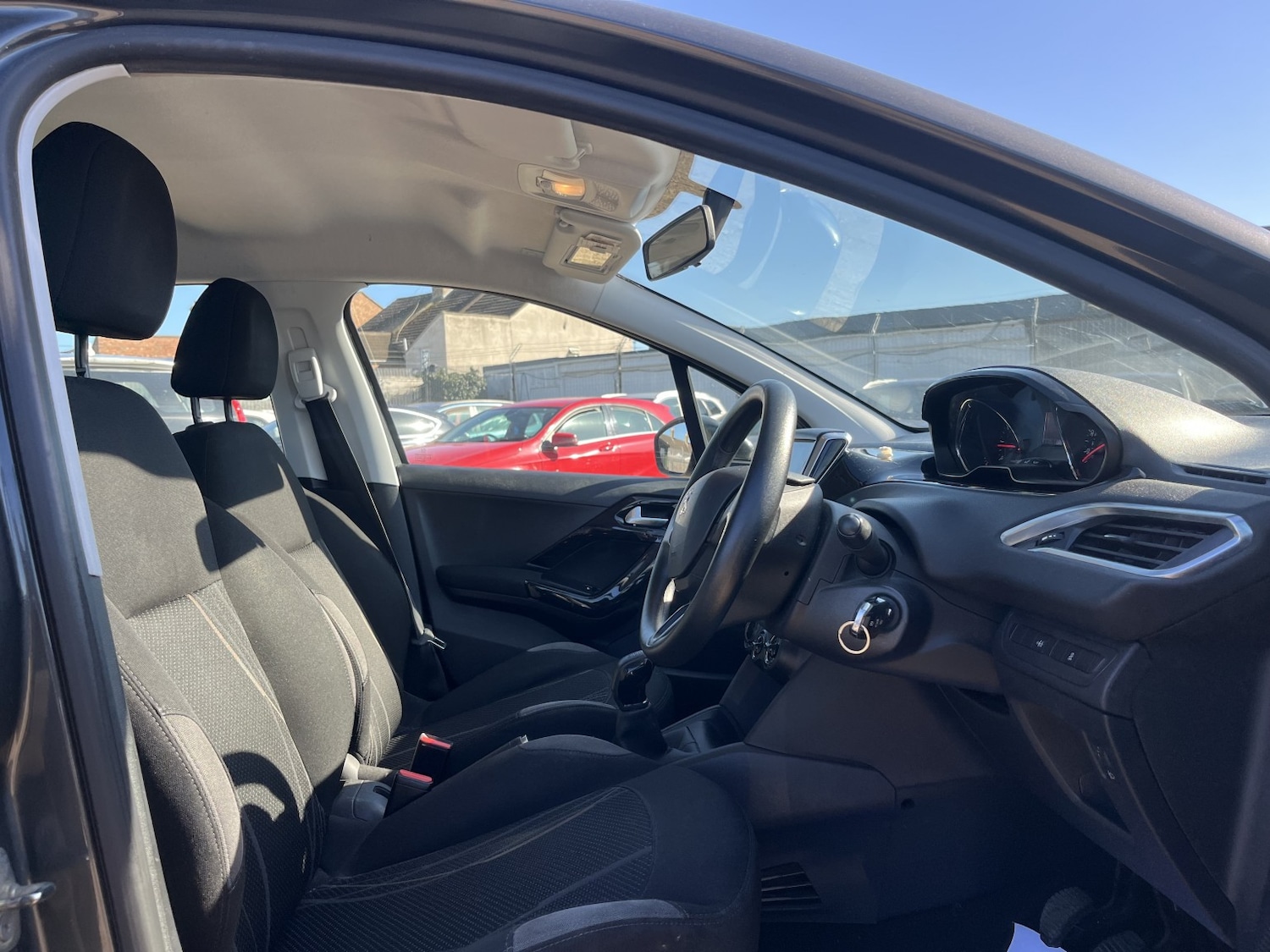 Used Peugeot 208 2012 for sale - 77997242: Photo 16