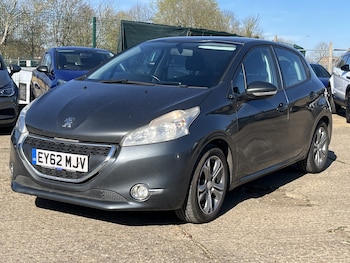 Used Peugeot 208 2012 for sale - 77997242: Photo