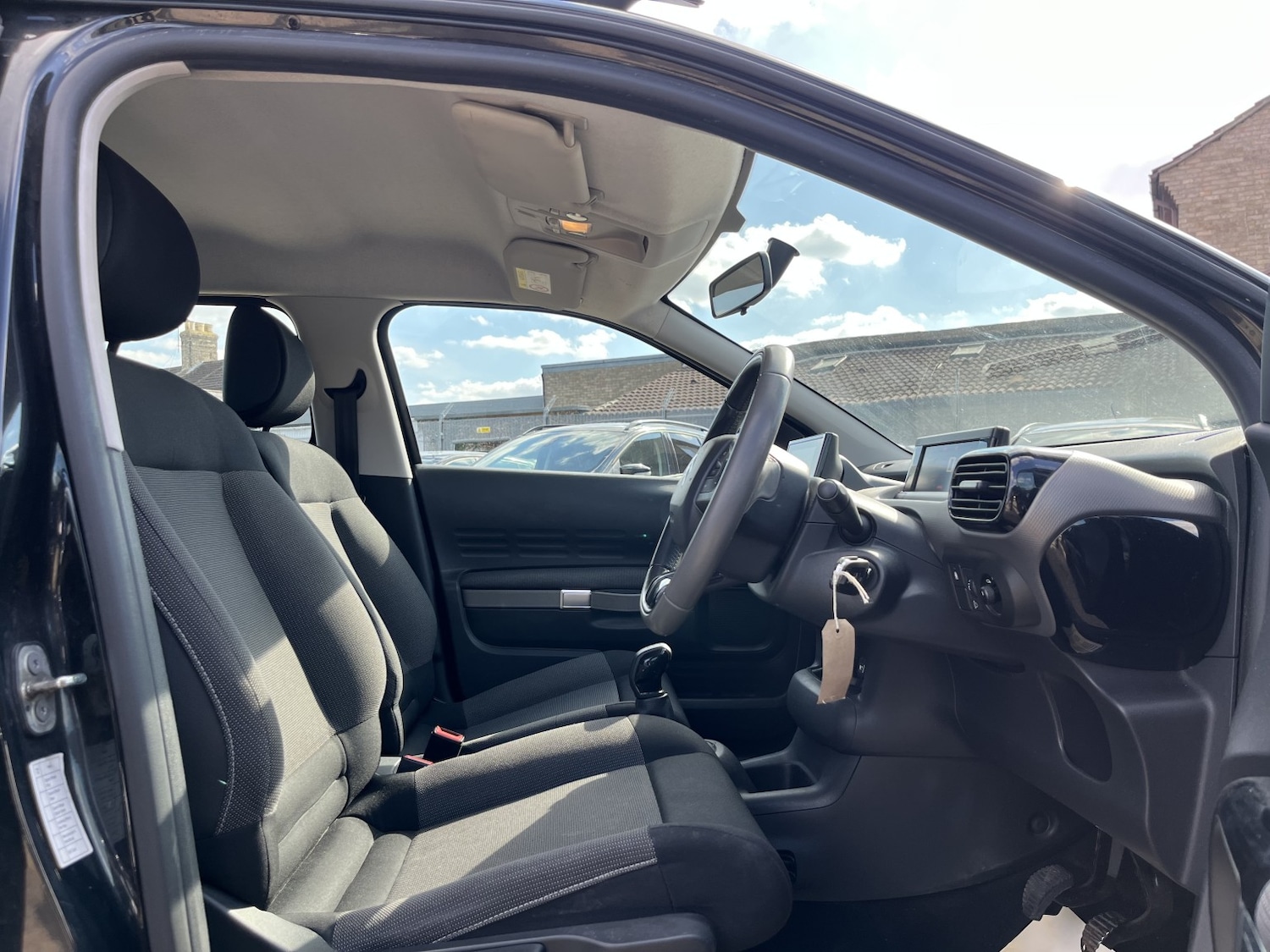 Used Citroen C4 Cactus 2017 for sale - 76128874: Photo 10