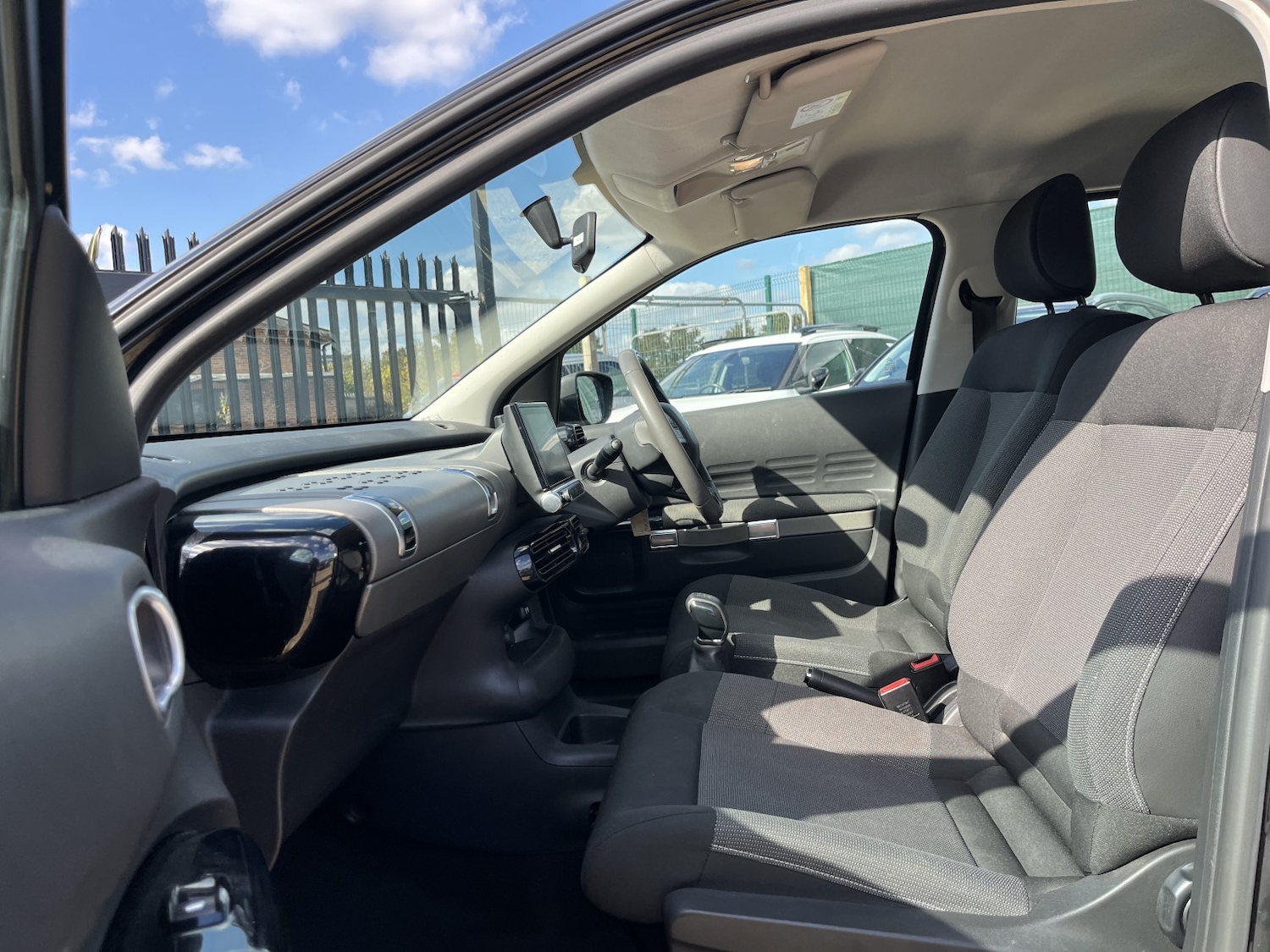 Used Citroen C4 Cactus 2017 for sale - 76128874: Photo 12