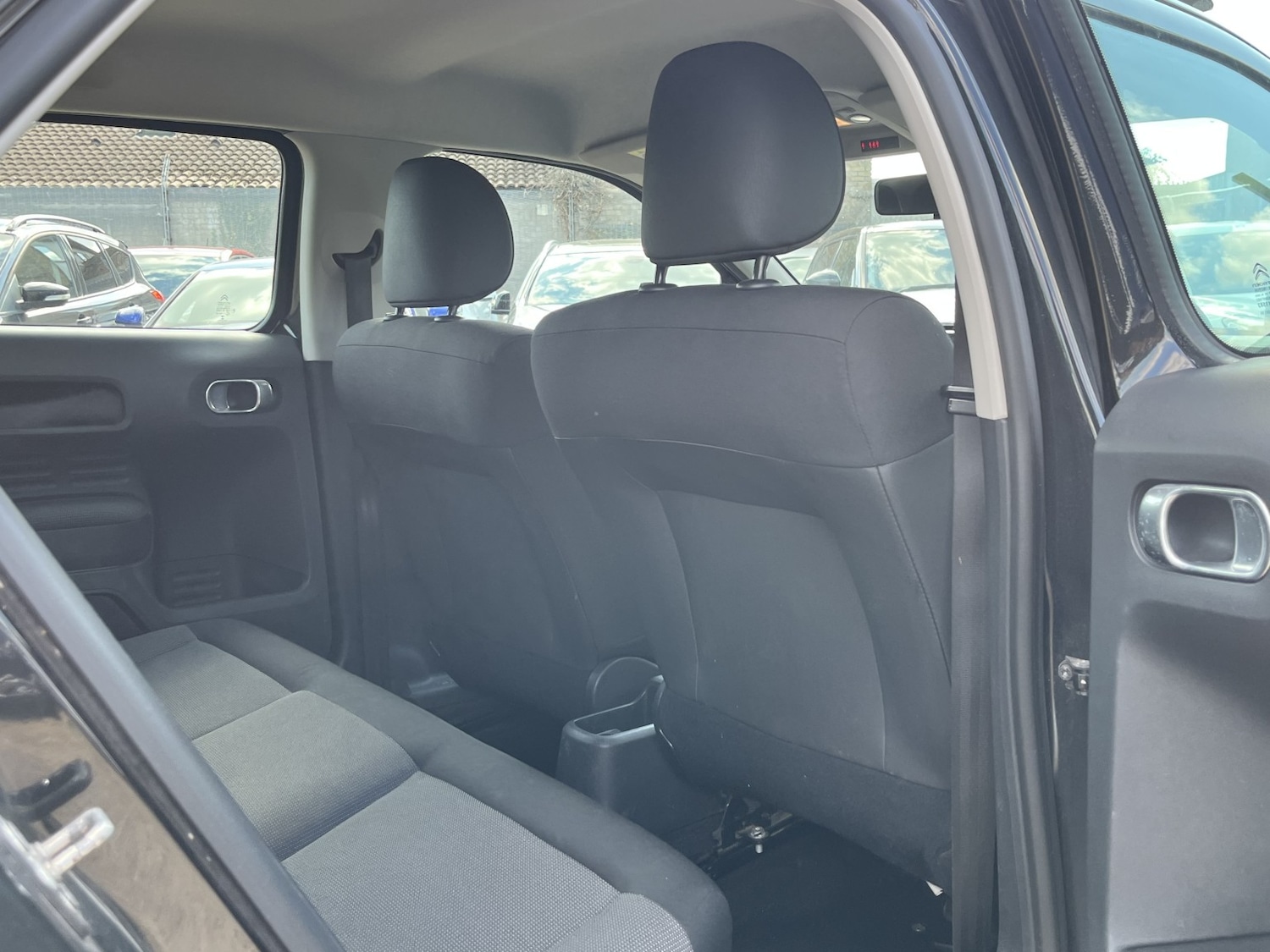 Used Citroen C4 Cactus 2017 for sale - 76128874: Photo 19