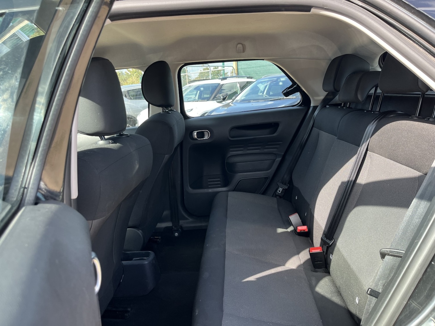 Used Citroen C4 Cactus 2017 for sale - 76128874: Photo 22