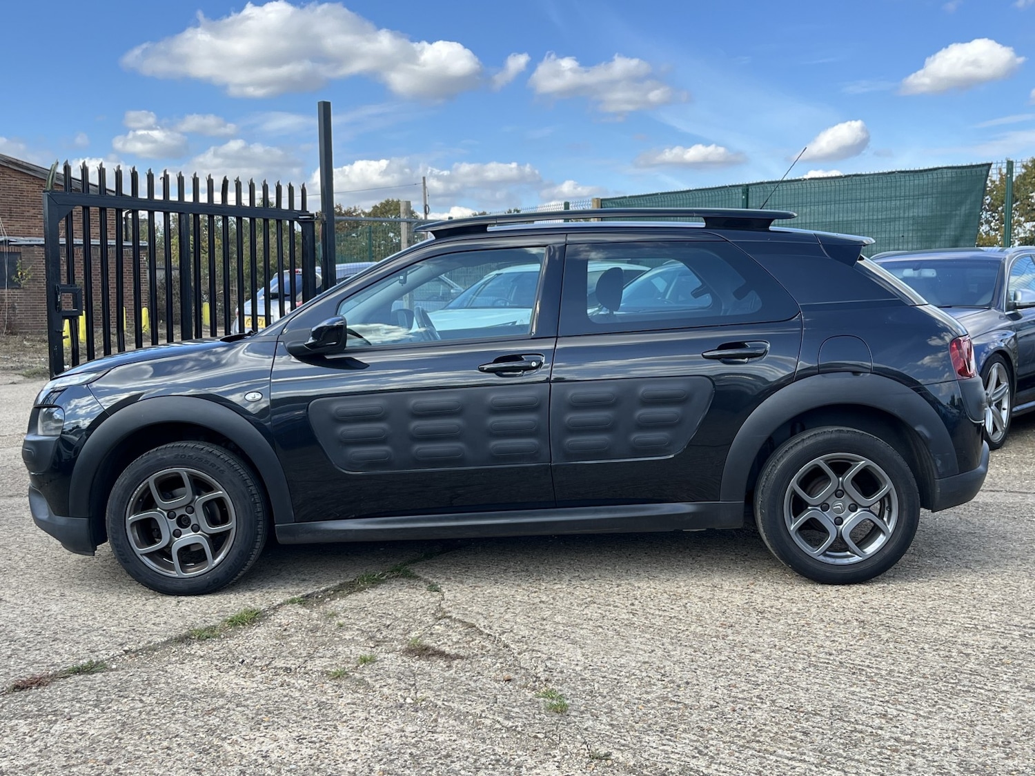 Used Citroen C4 Cactus 2017 for sale - 76128874: Photo 5