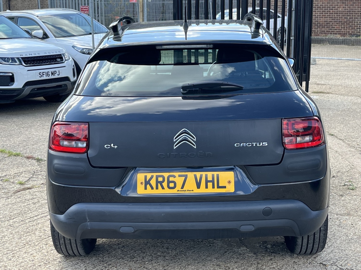 Used Citroen C4 Cactus 2017 for sale - 76128874: Photo 7