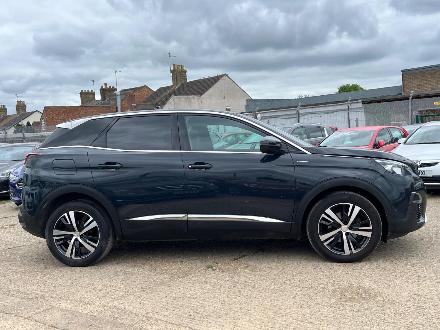 Used Peugeot 3008 2017 for sale - 76794653: Photo 6