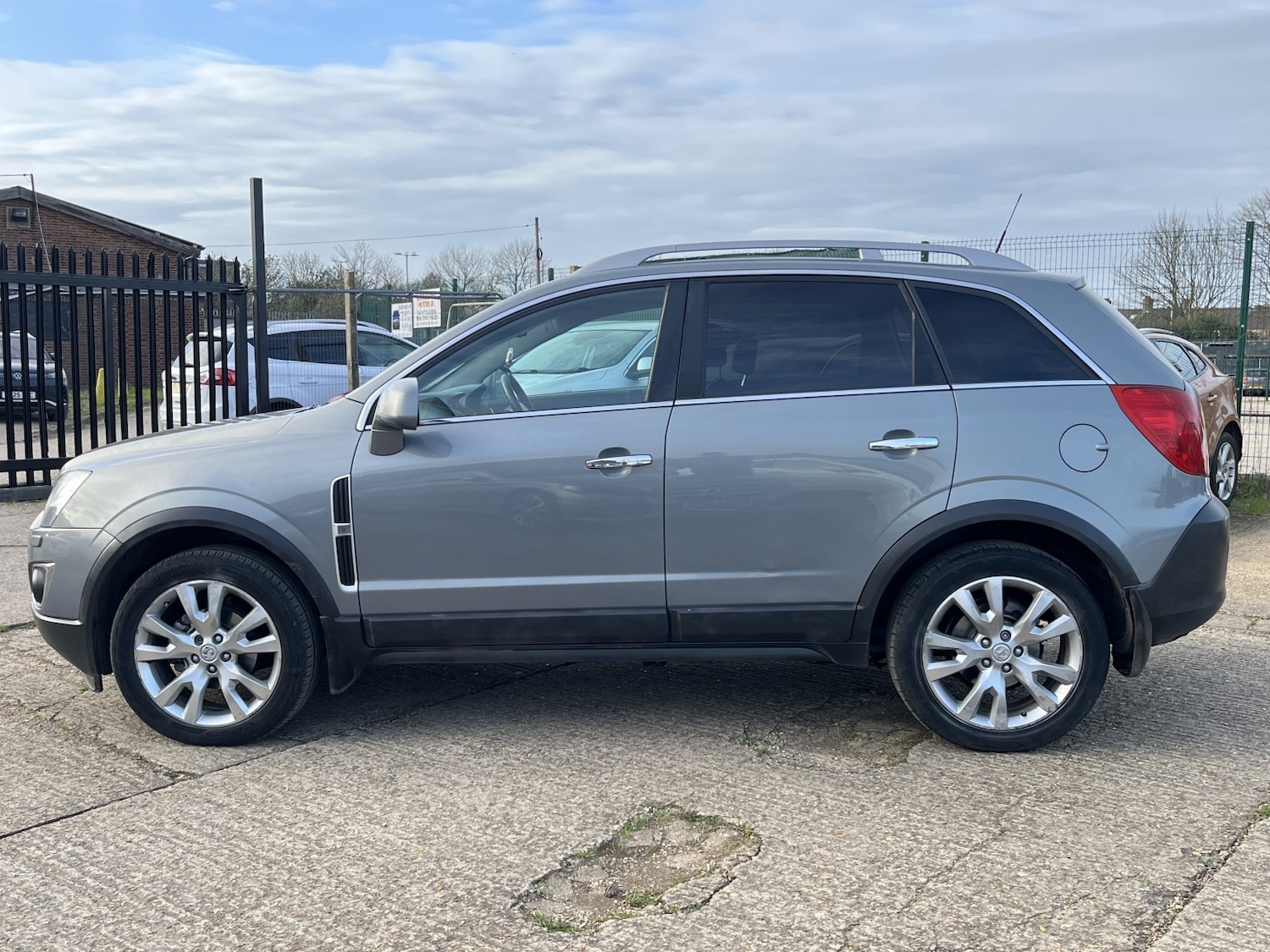 Used Vauxhall Antara 2013 for sale - 77749790: Photo 6