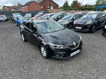 Used Renault Megane 2017 for sale - 75524226: Photo