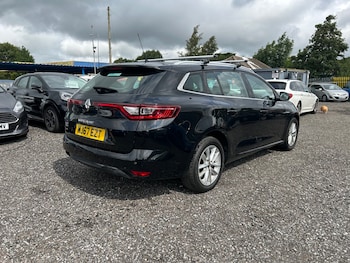 Used Renault Megane 2017 for sale - 75524226: Photo
