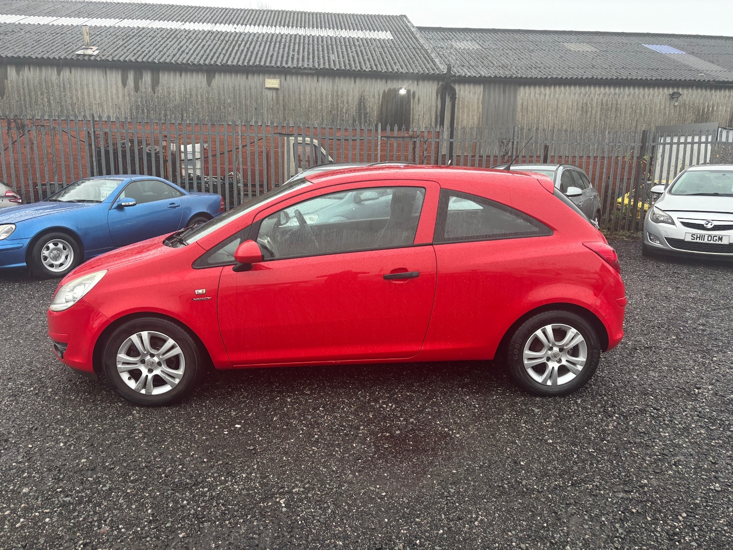 Used Vauxhall Corsa 2010 for sale - 76945997: Photo 3