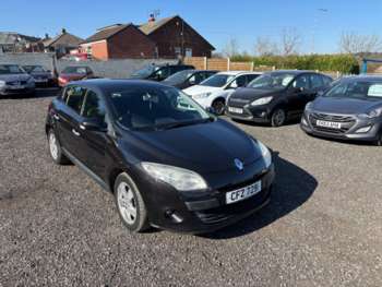 Used Renault Megane 2010 for sale - 74060653: Photo