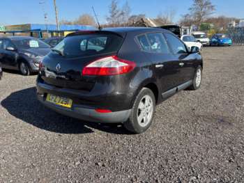 Used Renault Megane 2010 for sale - 74060653: Photo