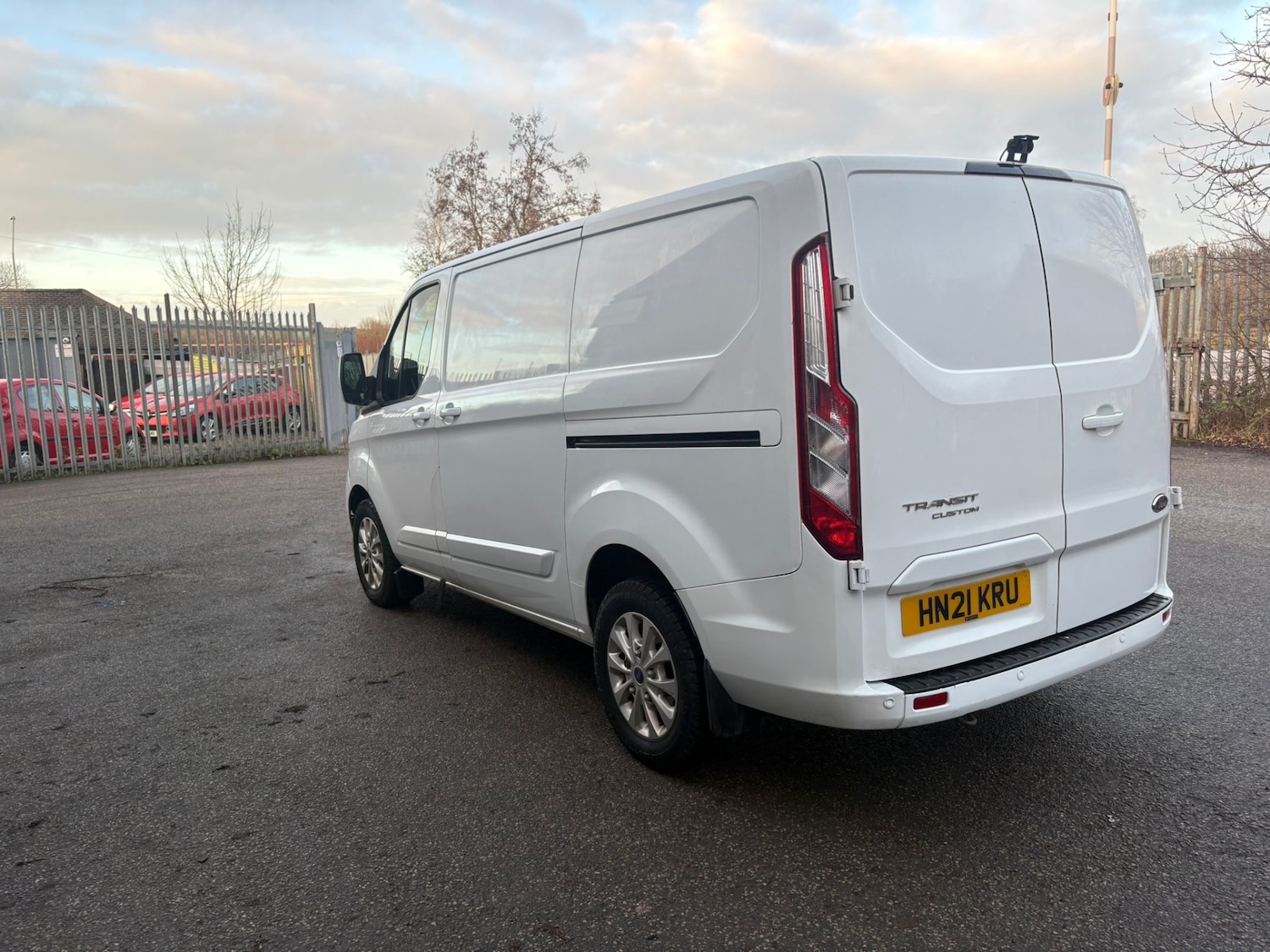 Used Ford Transit Custom 2021 for sale - 77104081: Photo 2