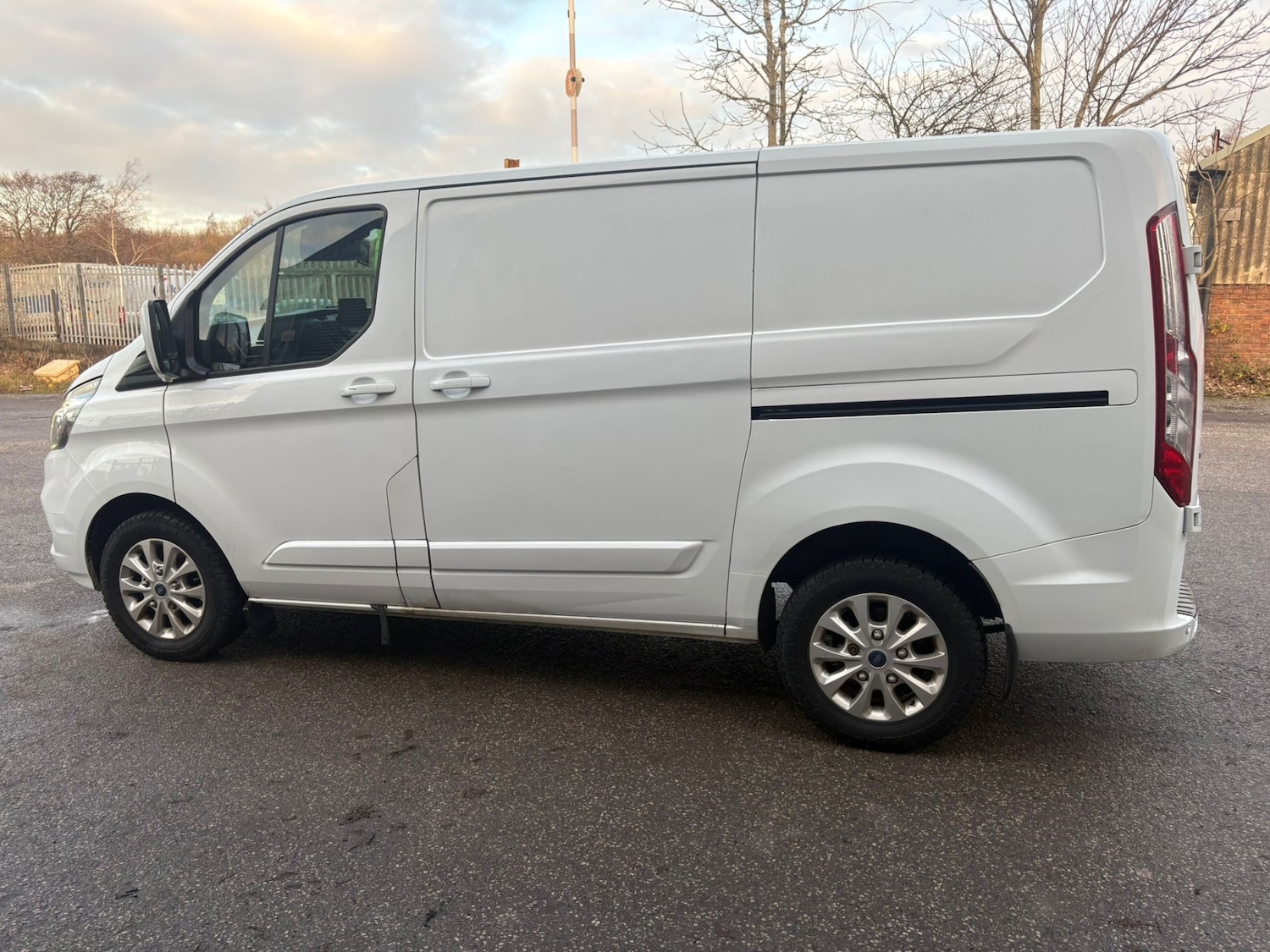 Used Ford Transit Custom 2021 for sale - 77104081: Photo 3