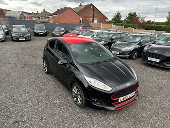 Used Ford Fiesta 2016 for sale - 75453400: Photo