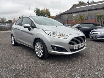 2016 (66) - 1.0 EcoBoost Titanium 5dr Powershift
