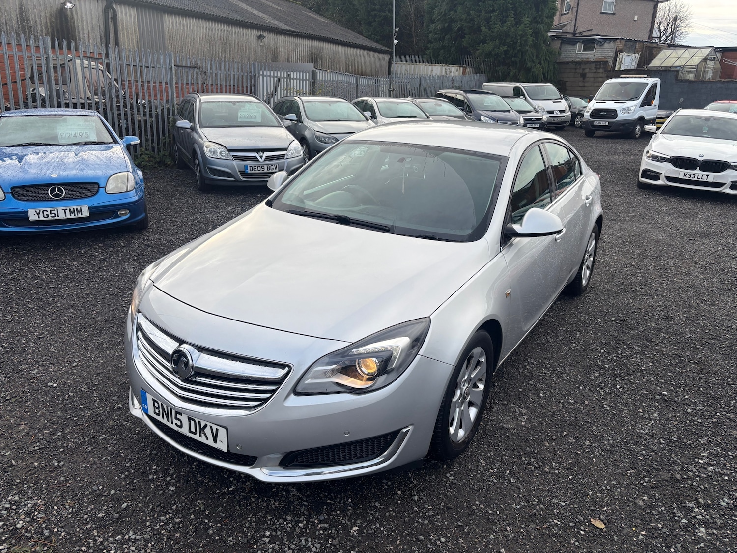 Used Vauxhall Insignia 2015 for sale - 76832888: Photo 2