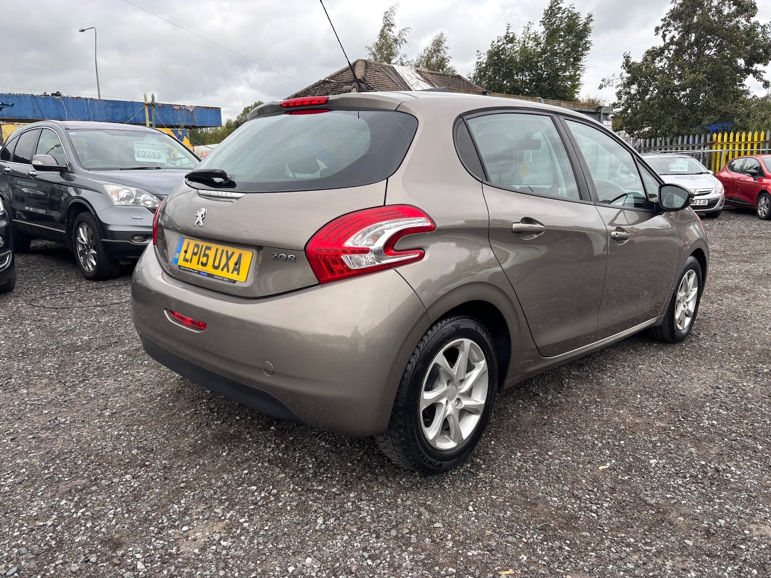 Used Peugeot 208 2015 for sale - 76070011: Photo 4