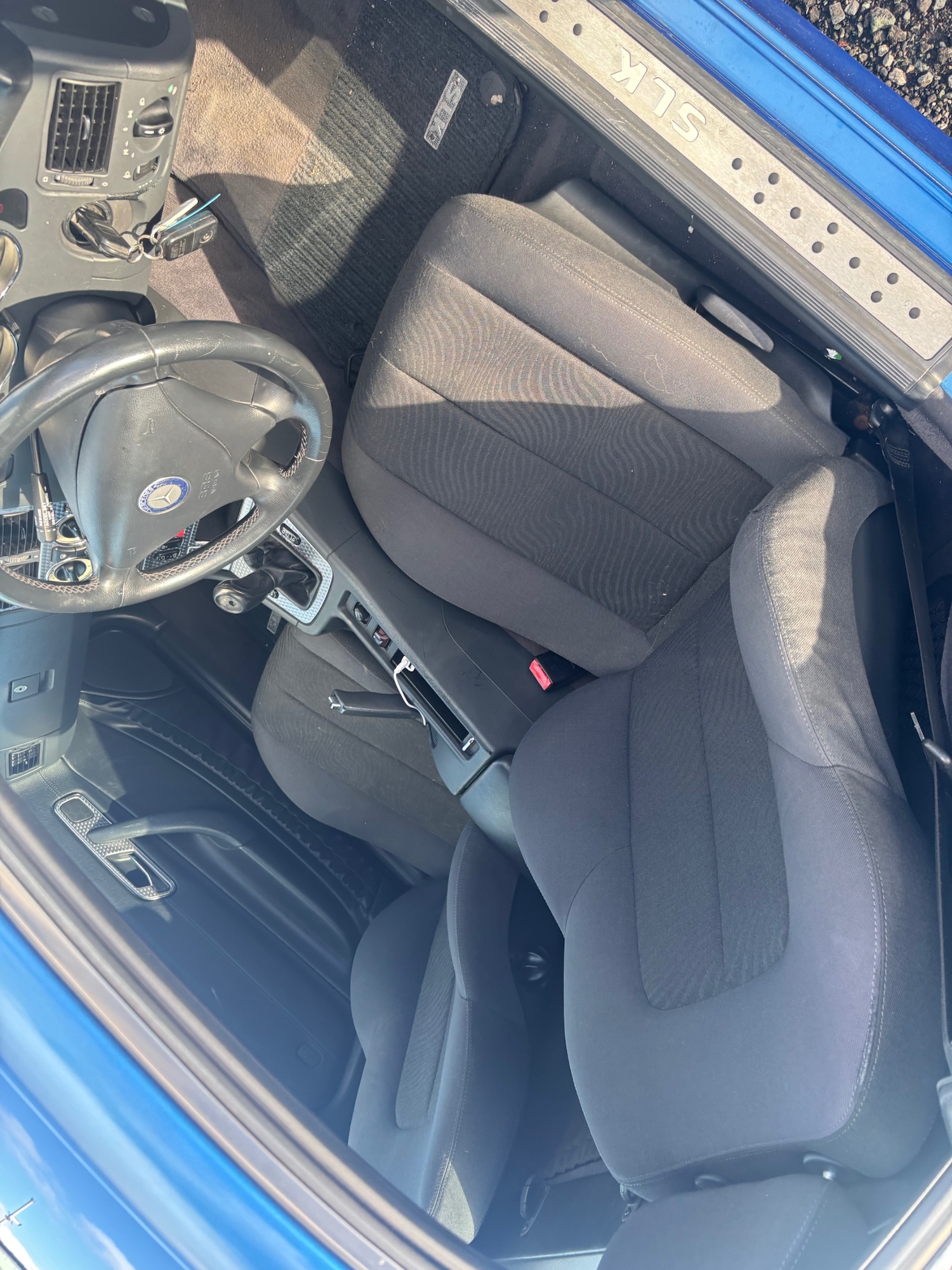 Used Mercedes-Benz SLK 2001 for sale - 76566711: Photo 11