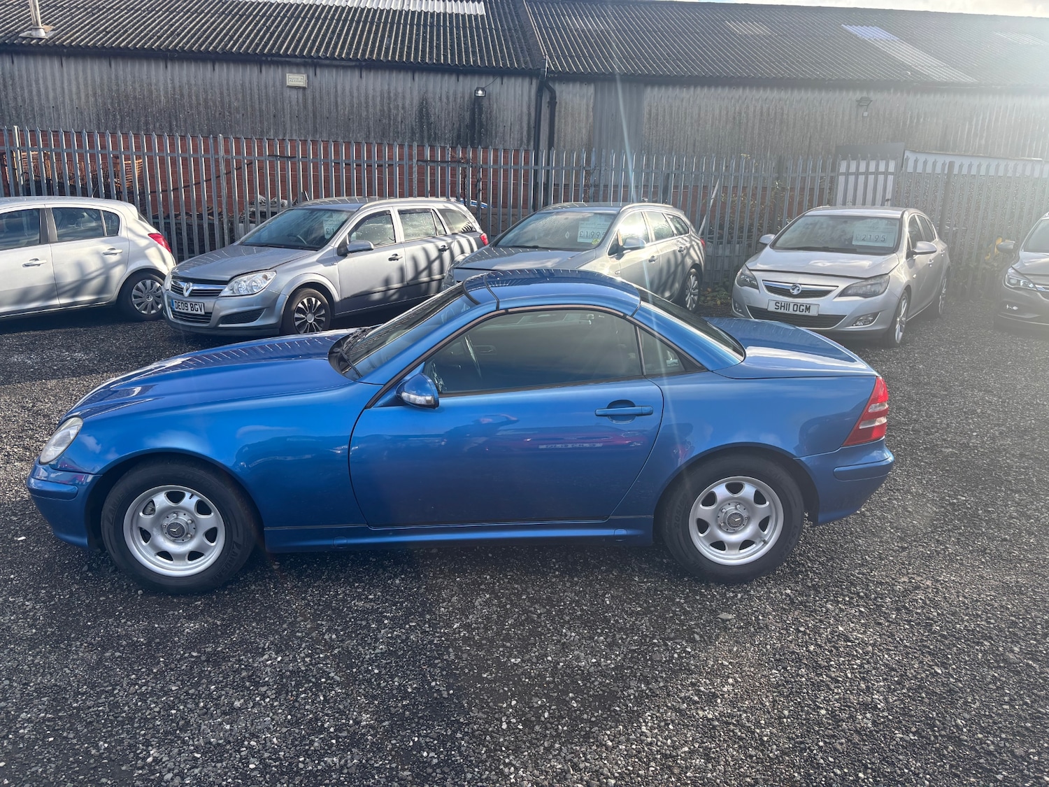Used Mercedes-Benz SLK 2001 for sale - 76566711: Photo 8