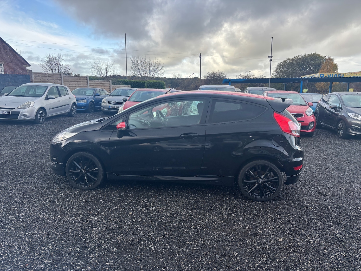 Used Ford Fiesta 2015 for sale - 76383189: Photo 8