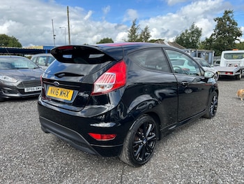 Used Ford Fiesta 2016 for sale - 75826817: Photo
