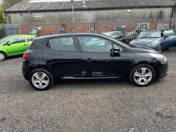 Used Renault Clio 2015 for sale - 74471180: Photo