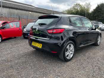 Used Renault Clio 2015 for sale - 74471180: Photo
