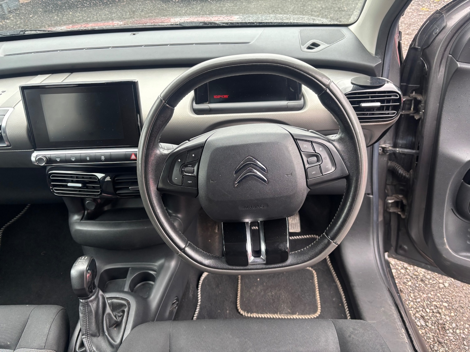 Used Citroen C4 Cactus 2017 for sale - 77873717: Photo 12