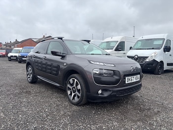 2017 (67) - 1.2 PureTech [82] Flair 5dr