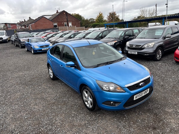Used Ford Focus 2009 for sale - 73651797: Photo 2